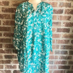 Woman Within 3/4 Sleeve Tab Front Tunic Size 18/20